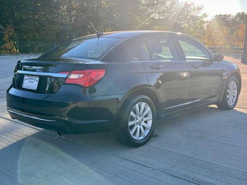 2013 Chrysler 200 Touring