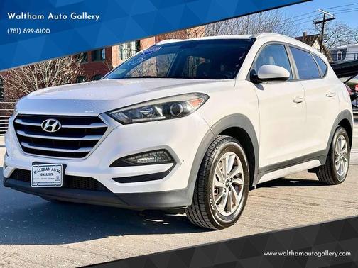 2017 Hyundai TUCSON SE
