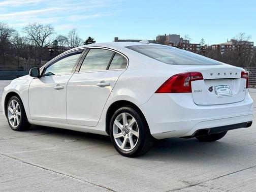 2015 Volvo S60 T5 Premier