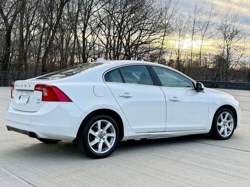 2015 Volvo S60 T5 Premier