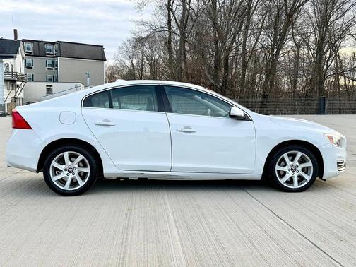 2015 Volvo S60 T5 Premier