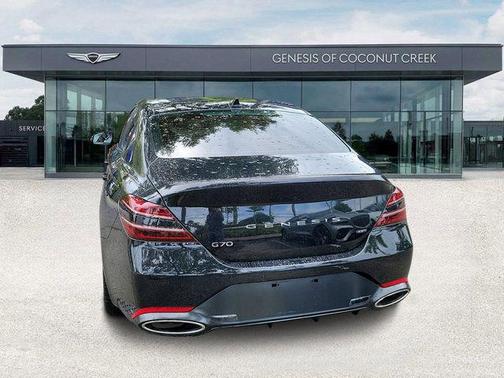 Vik Black 2023 Genesis G70 3.3T RWD