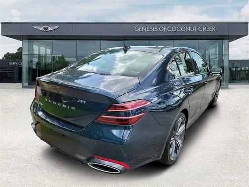 2025 Genesis G70 2.5T RWD