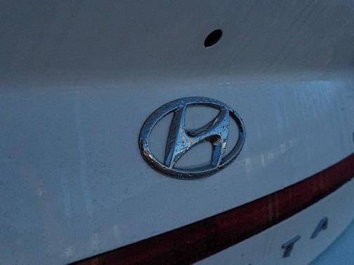 Quartz White 2022 Hyundai SONATA Limited