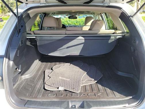 2016 Subaru Outback 2.5i Premium