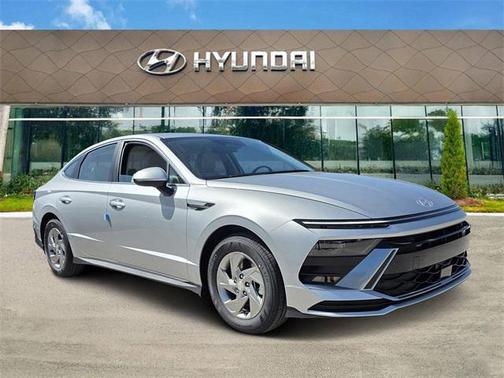 2025 Hyundai SONATA SE
