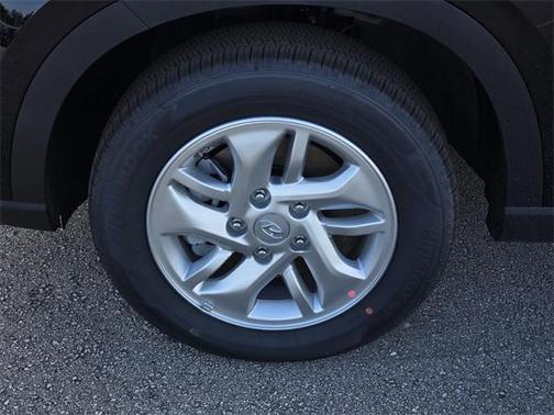 2025 Hyundai VENUE SE