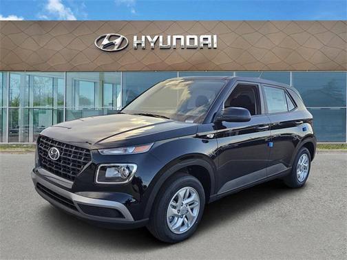 2025 Hyundai VENUE SE