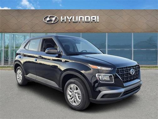 2025 Hyundai VENUE SE