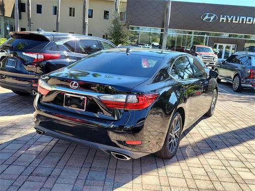 2016 Lexus ES 350 Base