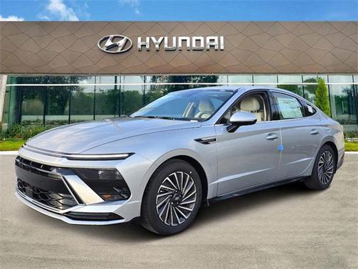 2025 Hyundai SONATA Hybrid SE