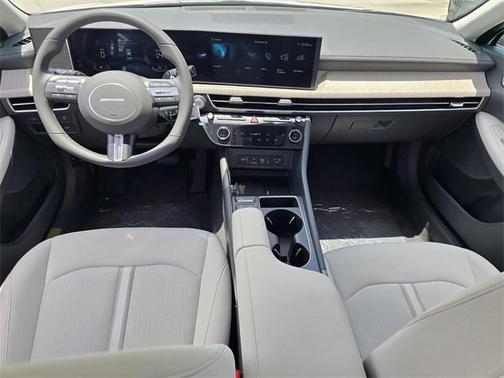 2025 Hyundai SONATA Hybrid SE