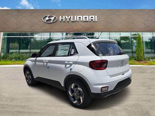 Lunar White 2026 Hyundai VENUE SEL