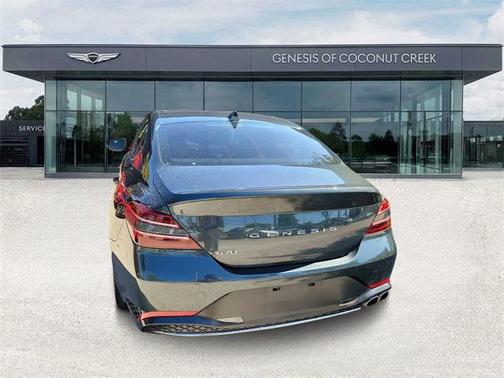 2023 Genesis G70 2.0T RWD