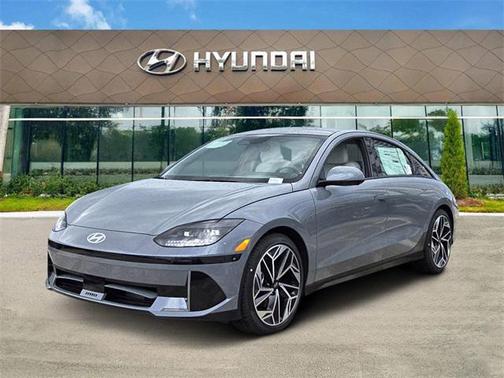 2025 Hyundai IONIQ 6 SEL