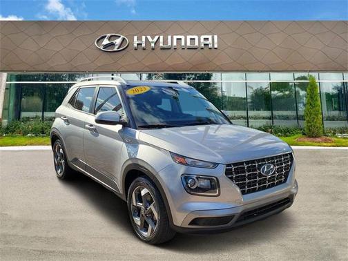 2023 Hyundai VENUE SEL