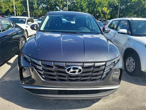 2024 Hyundai TUCSON SE