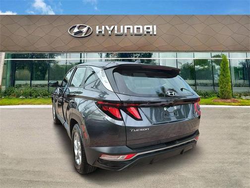 2024 Hyundai TUCSON SE