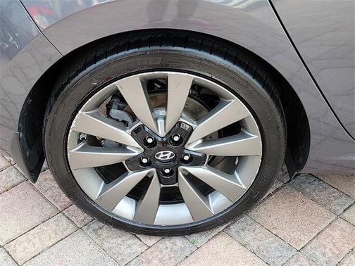 2018 Hyundai Elantra GT Sport