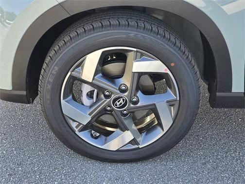 2025 Hyundai VENUE Limited