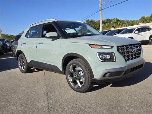 2025 Hyundai VENUE Limited