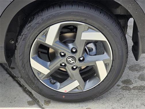 2025 Hyundai VENUE Limited