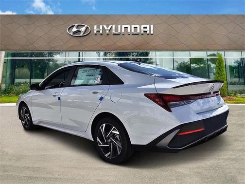 2025 Hyundai ELANTRA Sport