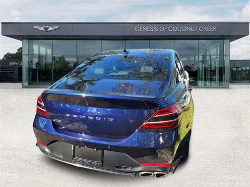 2023 Genesis G70 2.0T RWD