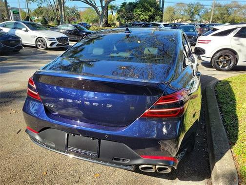 2023 Genesis G70 2.0T RWD