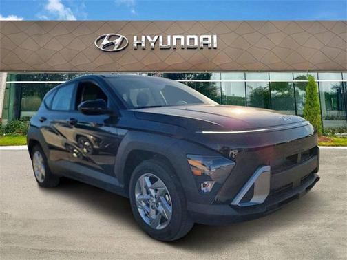 2025 Hyundai KONA SE