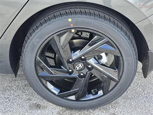 2026 Hyundai ELANTRA Sport