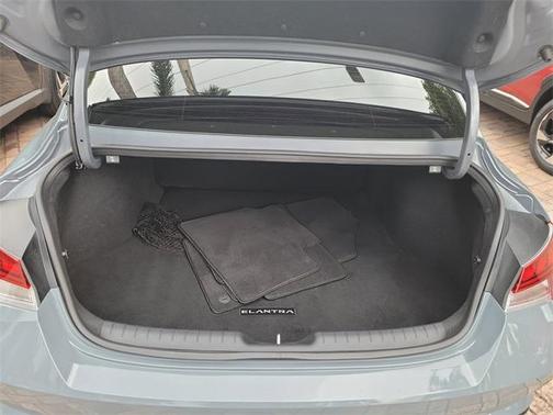 2023 Hyundai ELANTRA HEV Blue
