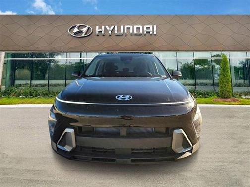 2025 Hyundai KONA SE