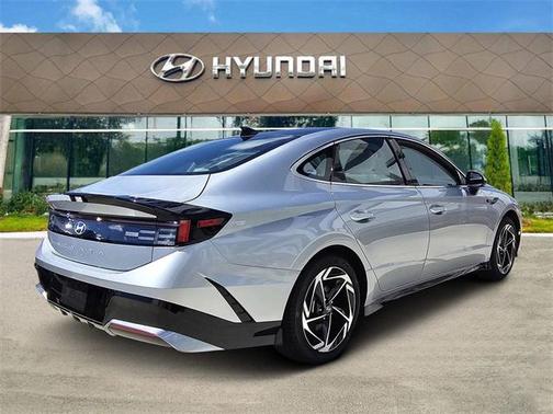 2026 Hyundai SONATA SEL