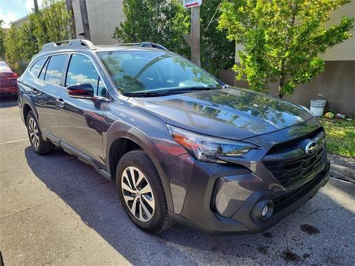 2023 Subaru Outback Premium