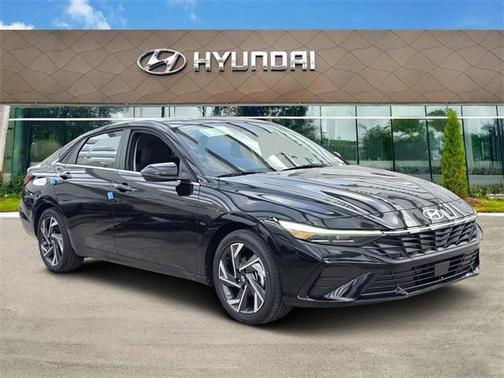 2025 Hyundai ELANTRA Sport