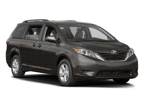 2017 Toyota Sienna LE