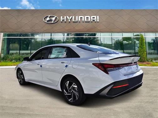 2025 Hyundai ELANTRA Sport