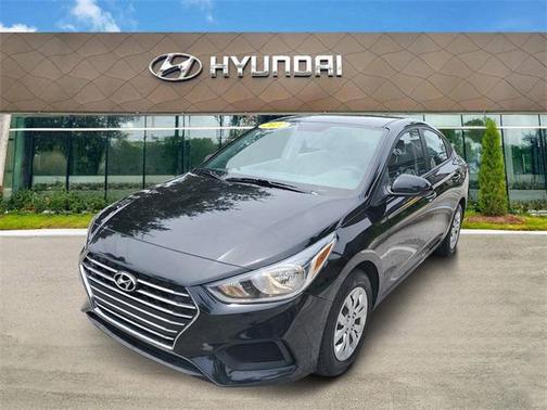 2022 Hyundai Accent SE