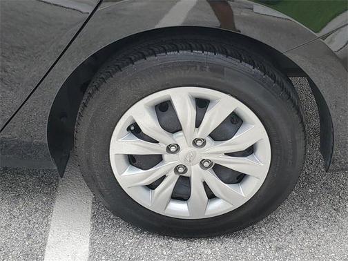 2022 Hyundai Accent SE