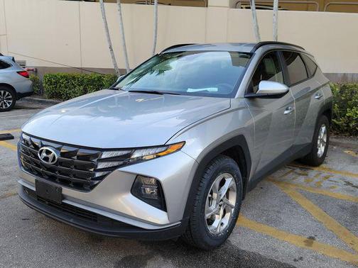 Shimmering Silver 2024 Hyundai TUCSON SEL