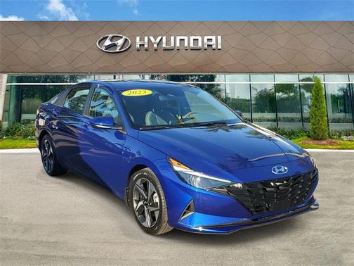 2023 Hyundai ELANTRA SEL