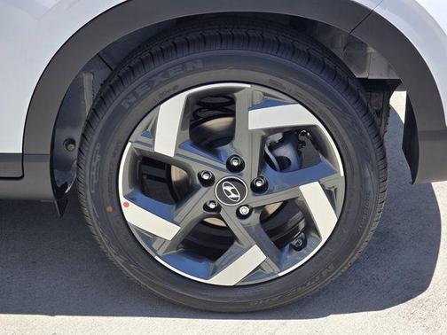 Lunar White 2026 Hyundai VENUE SEL
