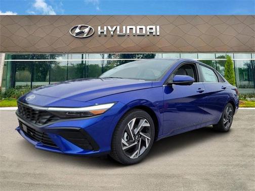 2025 Hyundai ELANTRA Limited