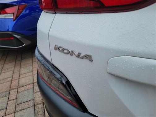 2023 Hyundai KONA Limited
