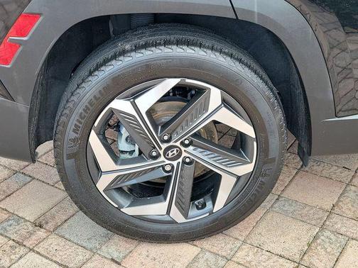 Phantom Black 2023 Hyundai TUCSON SEL