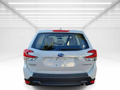 2023 Subaru Forester Base