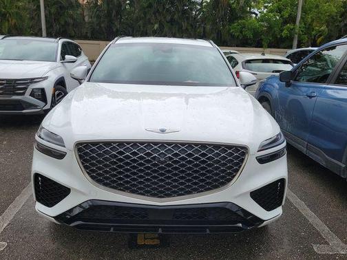 Alta White 2023 Genesis GV70 3.5T AWD Sport