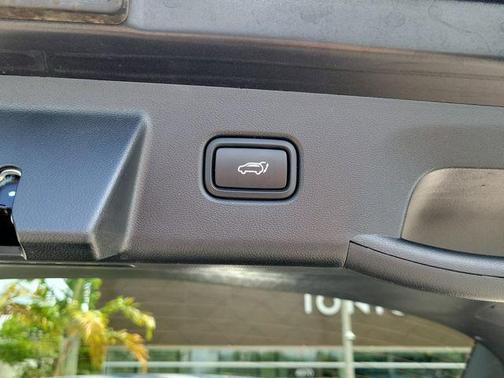 Phantom Black 2023 Hyundai TUCSON SEL