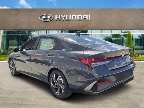 2025 Hyundai ELANTRA Sport